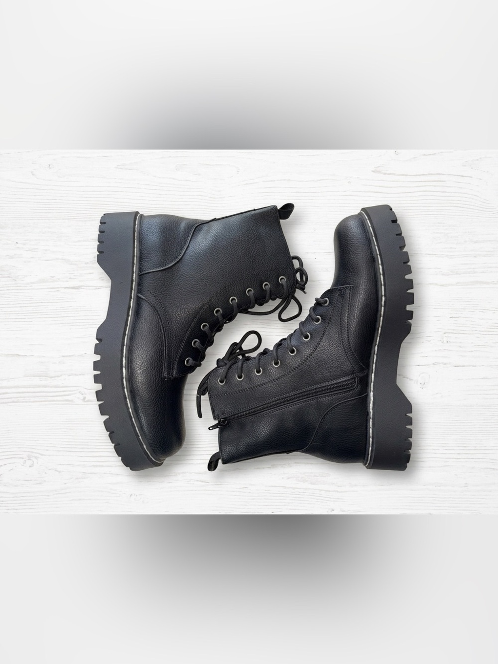 NWT Unionbay Hayden 2 Black Faux Leather Combat Boots Women's Size 10 Lugged